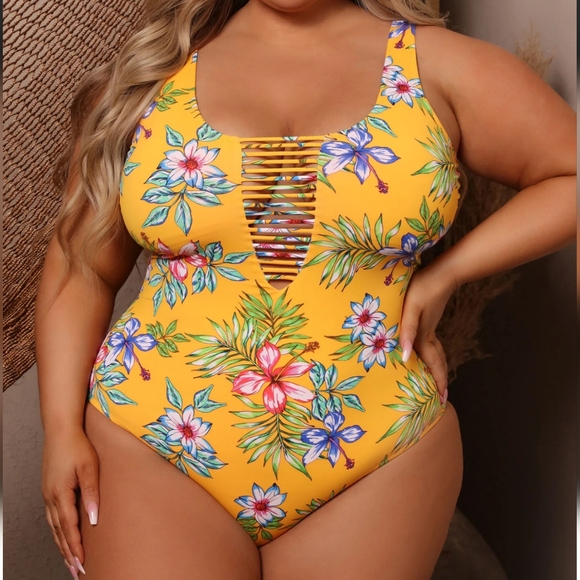 Fashion Nova One Piece - Picture 1 of 2